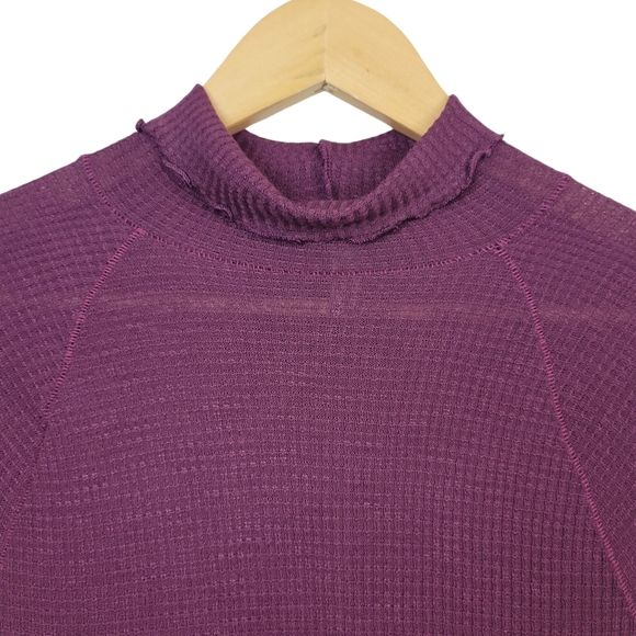 Free People Make It Easy Thermal Turtleneck Top XS Midnight Plum Lettuce Edge - Picture 7 of 12